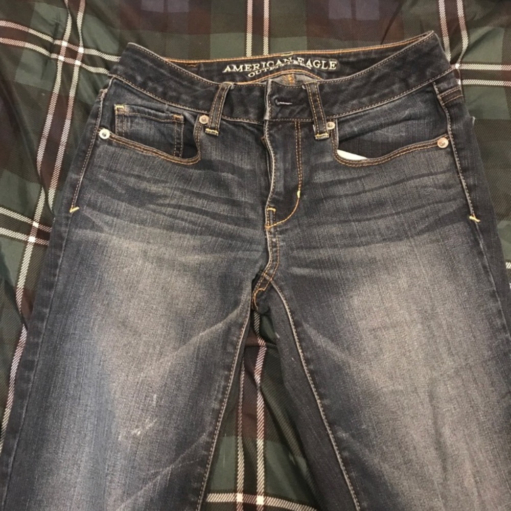 EUC AEO SKINNY JEANS ❌Send Offer❌